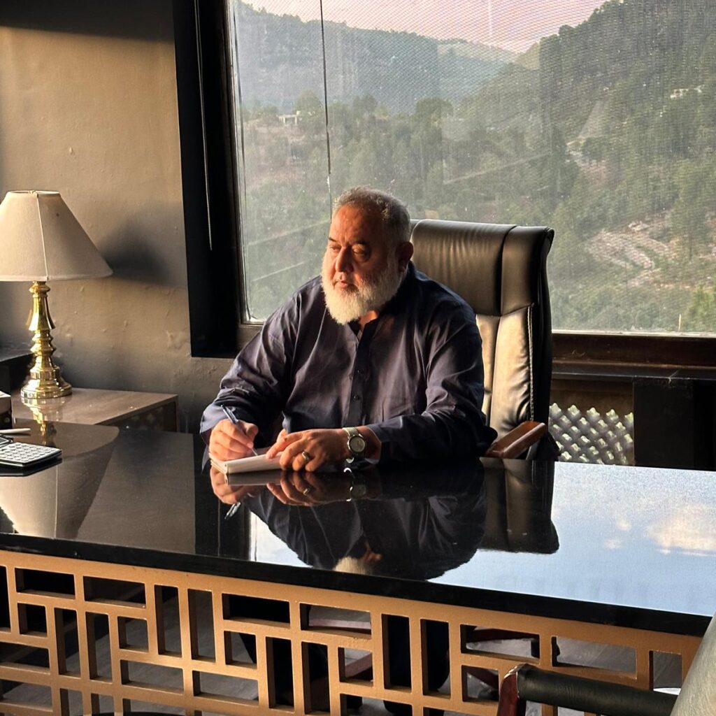 mustafa hussain shah gilani